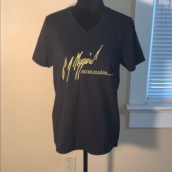 PETER NYGARD black logo tee! - Picture 6 of 8